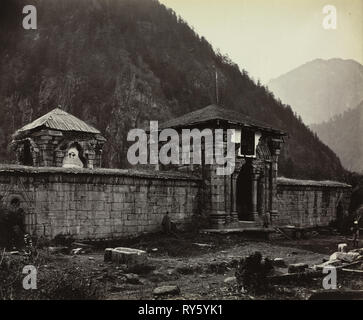 Tempio di Naveshera, Kashmir India, 1864. Samuel Bourne (British, 1834-1912). Albume stampa dal collodio umido negativo; immagine: 24 x 28,7 cm (9 7/16 x 11 5/16 in.); mascherino: 40,6 x 50,8 cm (16 x 20 Foto Stock