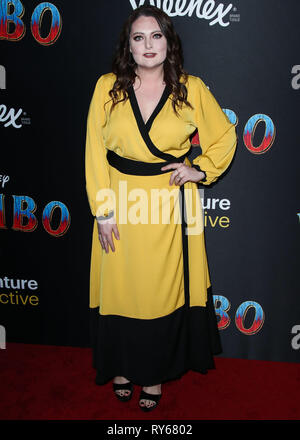 Hollywood, Stati Uniti. Undicesimo Mar, 2019. HOLLYWOOD, Los Angeles, CA, Stati Uniti d'America - 11 Marzo: attrice Lauren Ash arriva alla Premiere mondiale di Disney's 'Dumbone" tenutasi presso la Ray Dolby sala da ballo e El Capitan theater su Marzo 11, 2019 a Hollywood e Los Angeles, California, Stati Uniti. (Foto di Xavier COLLIN/Image Press Agency) Credito: Image Press Agency/Alamy Live News Foto Stock