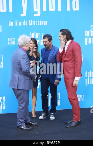 Madrid, Madrid, Spagna. Xii Mar, 2019. Penelope Cruz, Pedro Almodovar, Antonio Banderas, Asier Etxeandia assiste 'Dolor y Gloria' Photocall a Villamagna Hotel il 12 marzo 2019 a Madrid, Spagna Credit: Jack Abuin/ZUMA filo/Alamy Live News Foto Stock