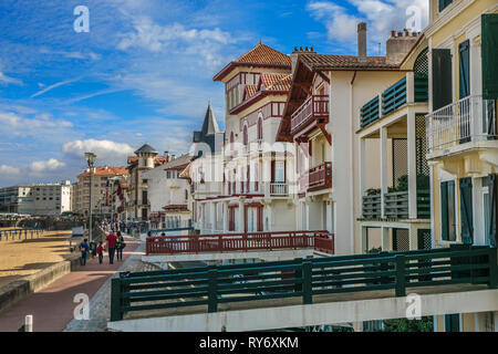 Jacques Thibaud Promenade. Saint Jean de Luz.Donibane Lohizune. Atlantic Pirenei . Aquitania. Labort (Lapurdi). Paese basco . Francia Foto Stock