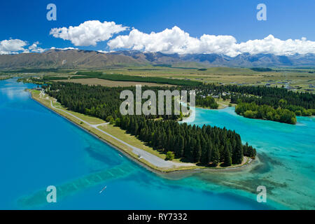 Lago Ruataniwha e Ruataniwha Rowing, Mackenzie paese, South Island, in Nuova Zelanda - aerial Foto Stock