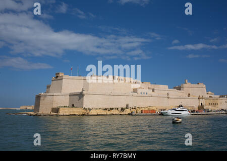 Viste di Fort St Angelo, in Birgu, il "Tre Città", a La Valletta, Malta, 26 febbraio 2019. Foto Stock