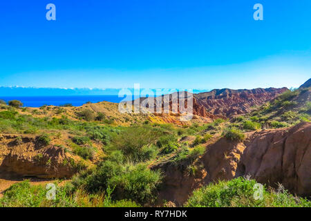 Tosor Fiaba Skazka Canyon rosso di colore arancione Rock formazione paesaggio al tramonto Foto Stock