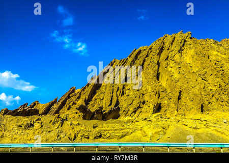 Kuche Yadan piramide naturale mozzafiato del paesaggio pittoresco punto di vista Foto Stock