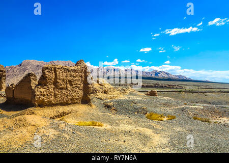 Kuche Subash rovine buddista mozzafiato del paesaggio pittoresco punto di vista Foto Stock