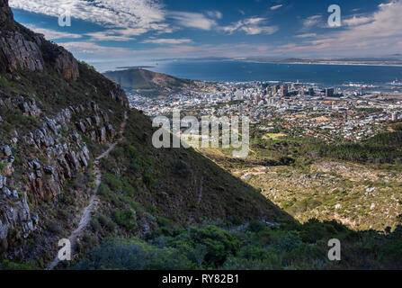 Cape Town dal Platteklip Gorge percorso, Table Mountain e Cape Town, Western Cape, Sud Africa Foto Stock