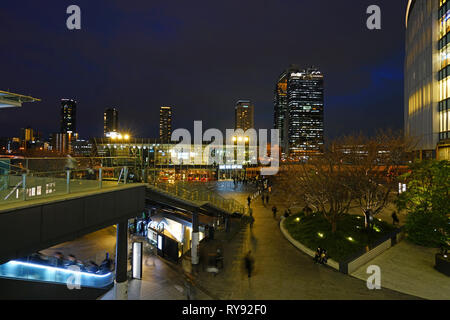 OSAKA, GIAPPONE -26 FEB 2019- Vista della stazione di Osaka, una stazione ferroviaria di Yodogawa-ku, Osaka, Giappone. Foto Stock