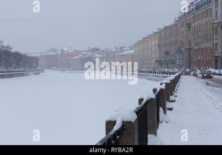 Argine del Fiume Fontanka a San Pietroburgo, Russia. Foto Stock