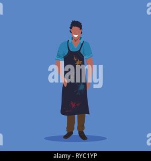 African American uomo pittore nel grembiule scuro pongono in piedi felici maschio personaggio dei cartoni animati a piena lunghezza piatto sfondo blu Illustrazione Vettoriale