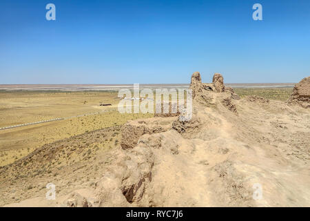 Karakalpakstan Ayaz Kala fortezza rovine mozzafiato del paesaggio pittoresco Viewpoint Foto Stock