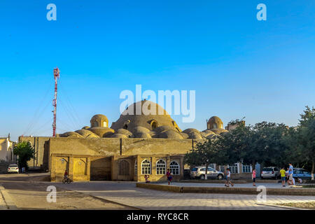 Bukhara Città Vecchia Tim Abdullah Khan Dome di Trading Viewpoint Foto Stock