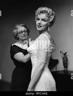 MARILYN MONROE, IL PRINCIPE E LA SHOWGIRL, 1957 Foto Stock