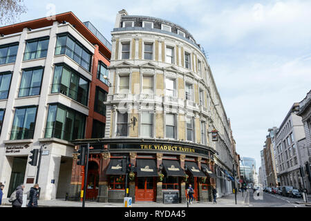 Il Viadotto taverna, Newgate Street, London EC1, Regno Unito Foto Stock