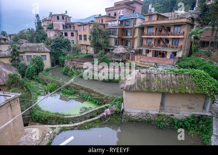 Hani villaggio di minoranza, Yuanyang County, nella prefettura di Honghe nel sud-est della provincia di Yunnan in Cina, Foto Stock