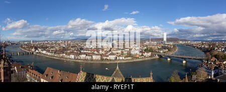 Vista panoramica dalla cima di Basilea Minster Foto Stock