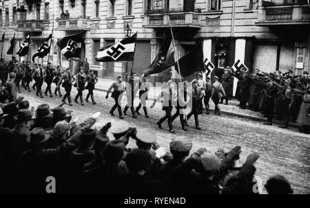 Il nazismo / Socialismo Nazionale, organizzazioni, Hitler Gioventù (HJ), commemorazione per la Gioventù Hitleriana stati Herbert Norkus, ucciso il 24.1.1933, marzo-passato della Gioventù Hitleriana, Zwinglistrasse, Berlino, Germania, 26.1.1937, Additional-Rights-Clearance-Info-Not-Available Foto Stock