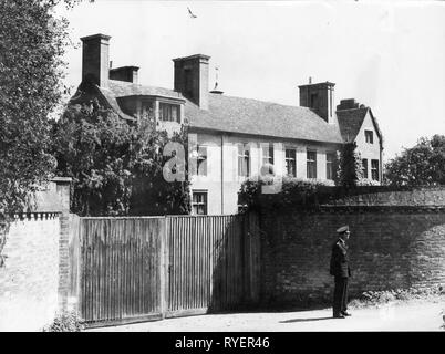 Geografia / viaggi, Gran Bretagna, Westerham, Kent, edificio Chartwell House, casa di campagna del Primo Ministro Winston Churchill, vista esterna, 1952, Additional-Rights-Clearance-Info-Not-Available Foto Stock