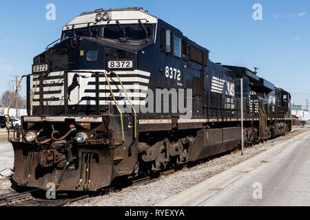 Indianapolis - Circa nel marzo 2019: Norfolk Ferrovia Meridionale Il trenino. NS è una classe che ho railroad negli Stati Uniti ed è elencata come NSC IV Foto Stock