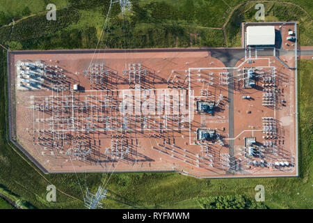 Immagine aerea della sottostazione elettrica per il Clyde wind farm nei pressi del villaggio di Elvanfoot in South Lanarkshire. Foto Stock