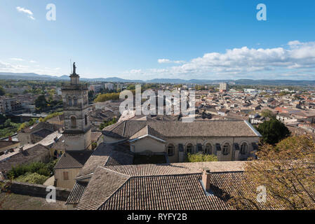 Montelimar (sud-est della Francia): vista panoramica sopra la città Foto Stock