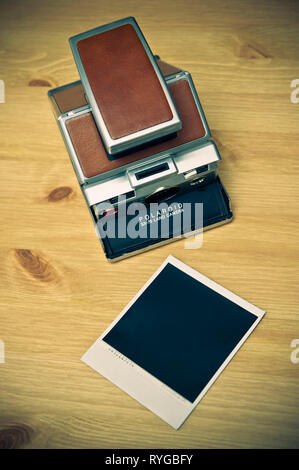 Polaroid SX-70 Fotocamera e foto polaroid Foto Stock