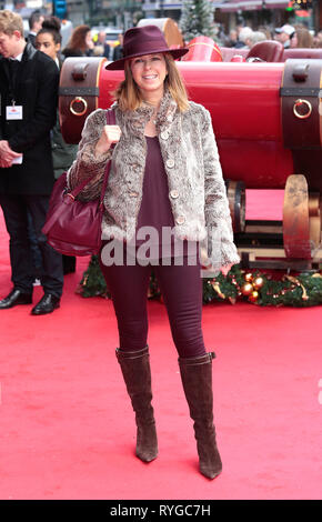 30 nov 2014 - Londra, Inghilterra, Regno Unito - Get Santa UK Premiere - Arrivi, Vue West End, Leicester Square mostra fotografica: Kate Garraway Foto Stock