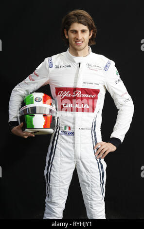 Motorsports: FIA Formula One World Championship 2019, il Gran Premio d'Australia, #99 Antonio Giovinazzi (ITA, Alfa Romeo Racing), Foto Stock