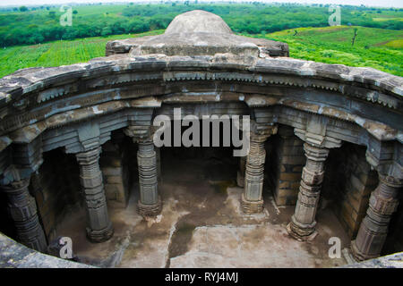 Tempio Anandeshwar Vista aerea, Finitura impregnante, Daryapur Taluka, Distretto di Amravati, Maharashtra, India. Foto Stock