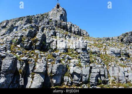 La funivia che conduce fino alla Table Mountain a Cape Town. Foto Stock