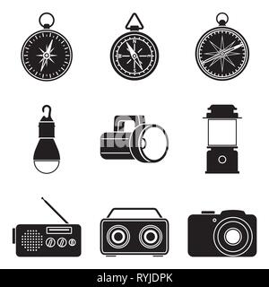 Attrezzature per il campeggio. Silhouette icone vettoriali Illustrazione Vettoriale