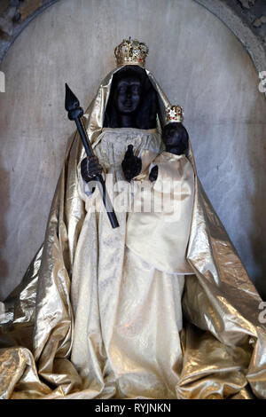 Il Santuario di Notre Dame des Voirons. La Vergine Nera di Voirons. Boege. La Francia. Foto Stock