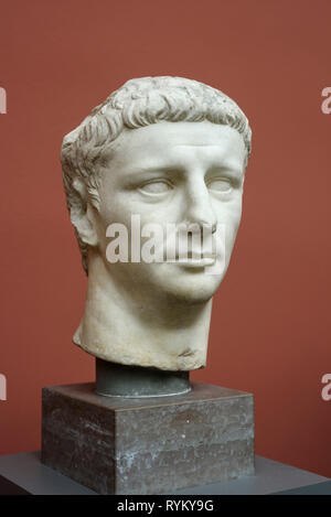 Copenhagen. La Danimarca. Busto di imperatore romano Claudio, Ny Carlsberg Glyptotek. Tiberio Claudio Druso Nerone germanico (10 BC-54 AD) Regno: Foto Stock