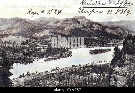 La Columbia River Gorge, il Monte Adams (Washington), rocce in Oregon, 1906, Oregon, Columbia River, Mt. Adams nella distanza', Stati Uniti d'America Foto Stock