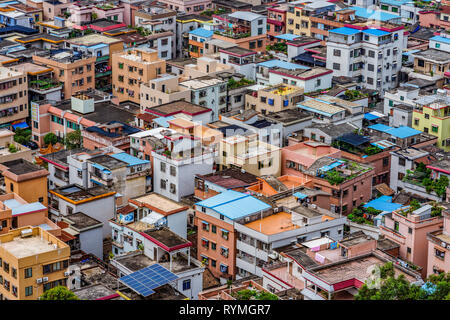 FOSHAN, Cina, 21 ottobre: Veduta aerea della zona residenziale di edifici di appartamenti vicino al downtown area su ottobre 21, 2018 in Foshan Foto Stock