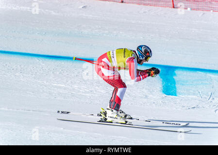 Matthias Mayer AUT prende parte alla PRUEBA girare per il mondo dello sci FINALS DOWNHILL uomini gara di Coppa del mondo FIS sci alpino finali di Soldeau-el Tarte Foto Stock