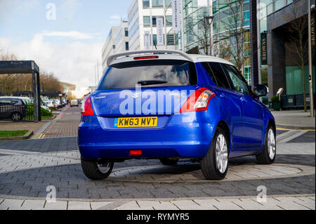 2014 Suzuki Swift SZ-L hot berlina compatta automobile Foto Stock