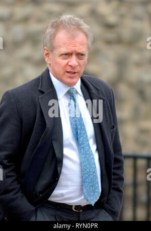 Dr Phillip Lee MP (Cost: Bracknell) su College Green, Westminster, Marzo 2019 Foto Stock