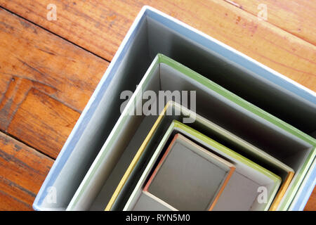 Close up di scatole di cartone Foto Stock