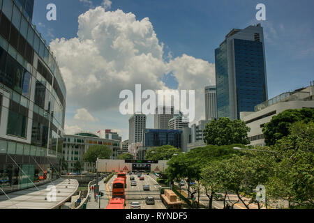Vista da Clarke Quay Central verso la Old Hill Street Stazione di polizia, Singapore Foto Stock