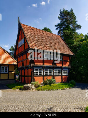 Celle: Istituto di studio delle api nella città vecchia, Lüneburg Heath, bassa Sassonia, Germania Foto Stock