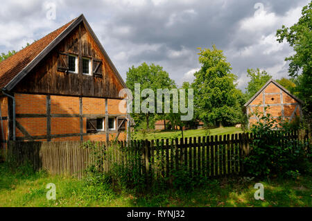 Casa a Hösseringen Museum Village (parte di Suderburg) a Lüneburg Heath, nel distretto di Uelzen, bassa Sassonia, Germania Foto Stock