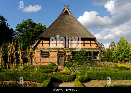 Museo Hösseringen villaggio nella brughiera di Lüneburg: Brümmerhof (casa colonica del XVII secolo), Bassa Sassonia, Germania Foto Stock