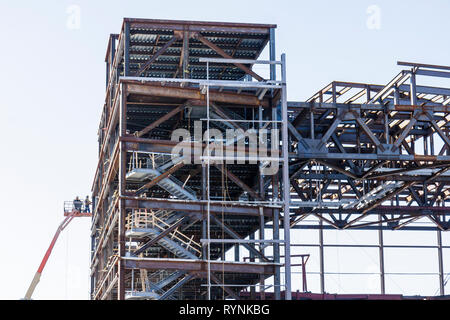Miami Beach Florida, 17th Street, edificio, sotto costruzione nuovo cantiere costruttore, metallo, struttura, New World Symphony, campus, architetto Frank Gehry, Foto Stock