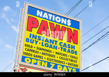 Florida Boynton Beach,segno,negozio di pedine,contanti istante,aperto 7 giorni,economia,finanza,valuta,soldi,prestito,interesse,FL090219002 Foto Stock