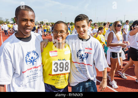 Miami Florida,Miami Dade College,North Campus,Special Olympics,needs,disabled,competition,sports,athlete,students,volontariato volontariamente Foto Stock