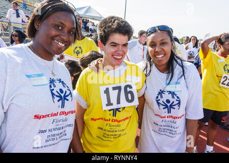 Miami Florida,Miami Dade College,North Campus,Special Olympics,needs,disabled,competition,sports,athlete,students,volontariato volontariamente Foto Stock