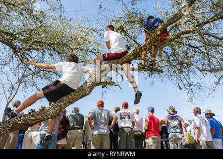 Florida Hendry County, Big Cypress, Seminole Indian Reservation, Billie Swamp Safari, Big Cypress Shootout, annuale, indigeni indiani d'America Foto Stock