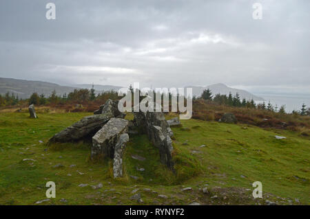 Tombe dei Giganti a piedi Largymore Merlano Bay Foto Stock