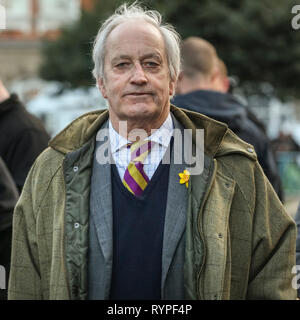 Westminster, Londra, Regno Unito. Xiv Mar, 2019. Neil Hamilton, leader del partito per l'indipendenza del Regno Unito (UKIP) in Galles Credito: Imageplotter/Alamy Live News Foto Stock