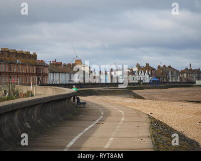 Sheerness, Kent, Regno Unito. Il 15 marzo, 2019. Regno Unito Meteo: un mattino ventoso in Sheerness, Kent con crescente copertura nuvolosa. Credito: James Bell/Alamy Live News Foto Stock